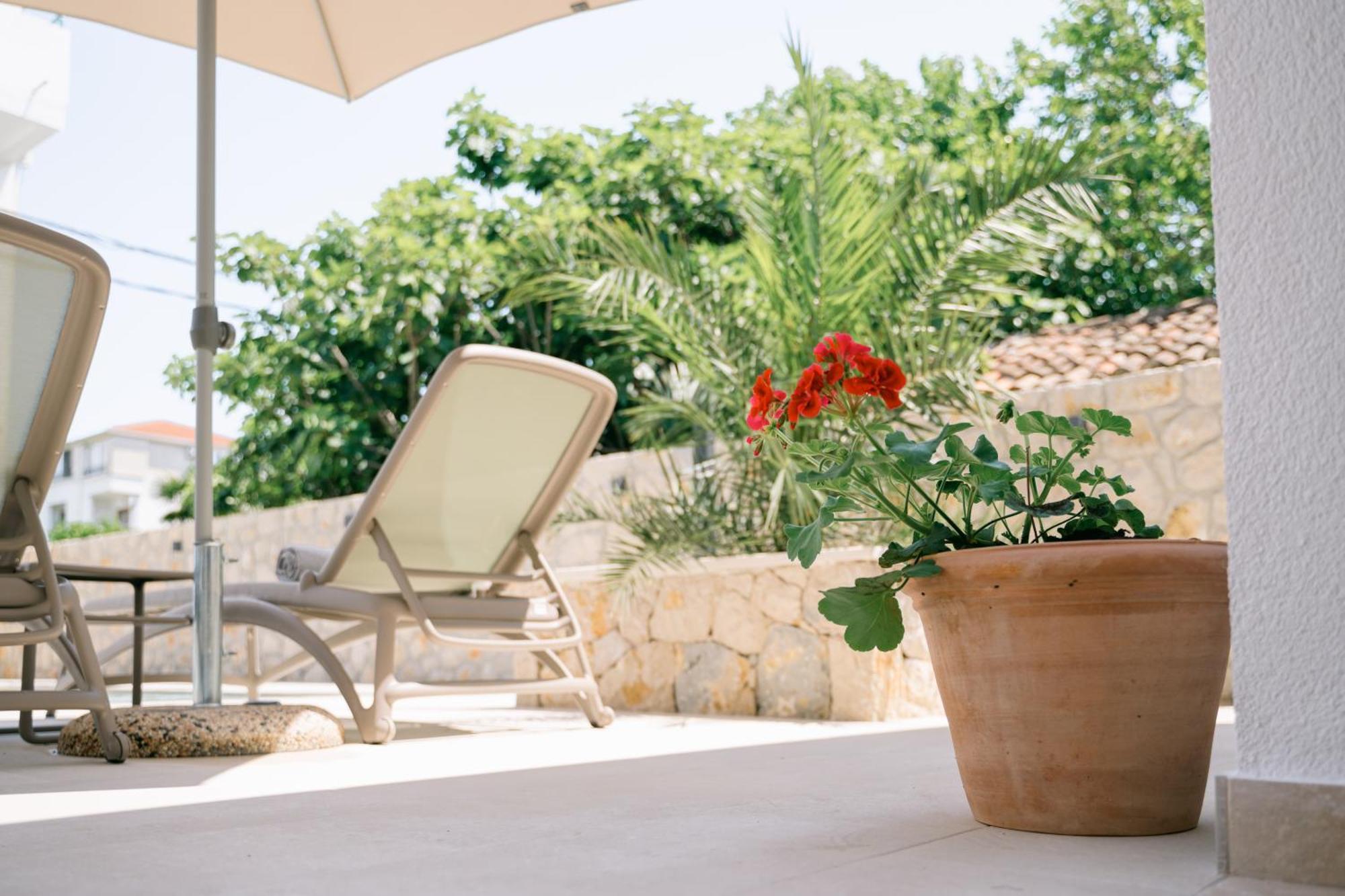 B&B Lovac Ulcinj Exterior photo