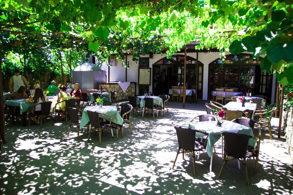 B&B Lovac Ulcinj Exterior photo