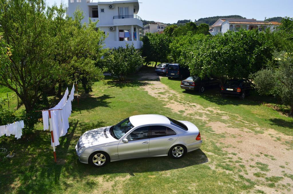 B&B Lovac Ulcinj Exterior photo